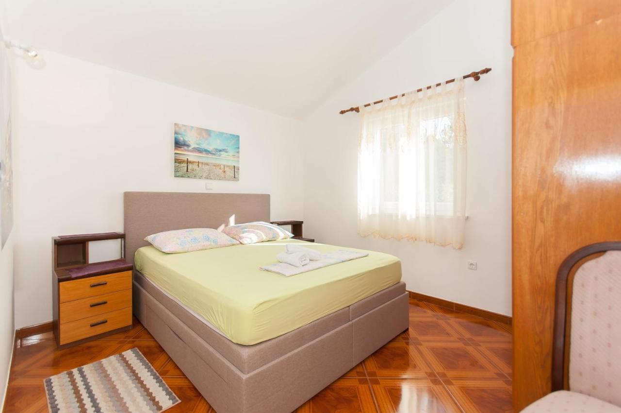 Apartments Marija พิสัก ภายนอก รูปภาพ