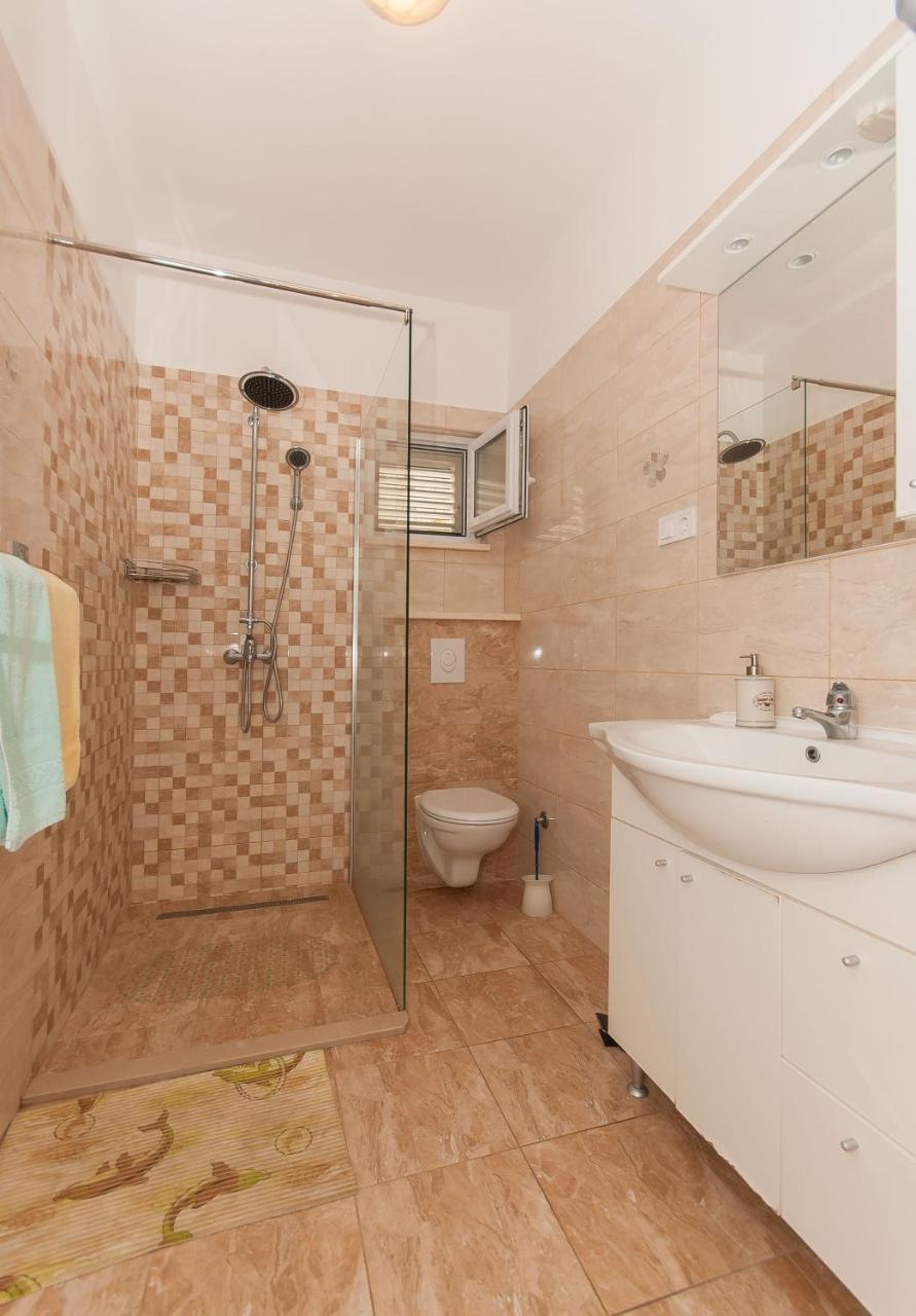 Apartments Marija พิสัก ภายนอก รูปภาพ